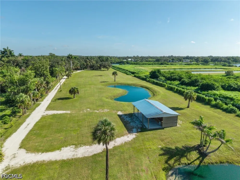 S River Road Alva, FL 33920