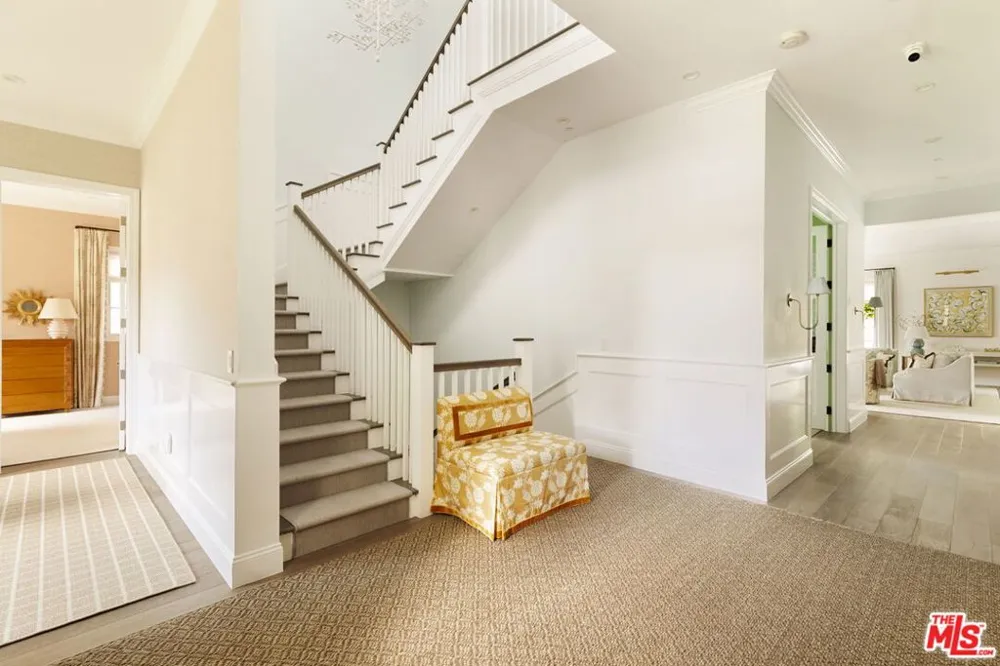 524 Ocampo Drive Los Angeles, CA 90272