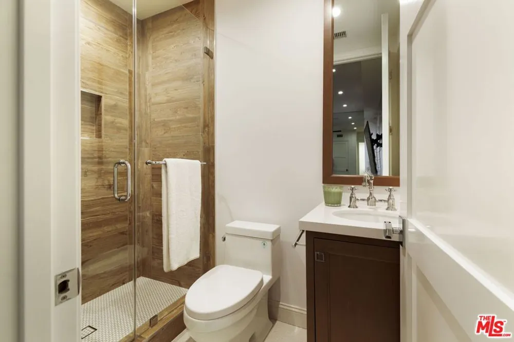 524 Ocampo Drive Los Angeles, CA 90272
