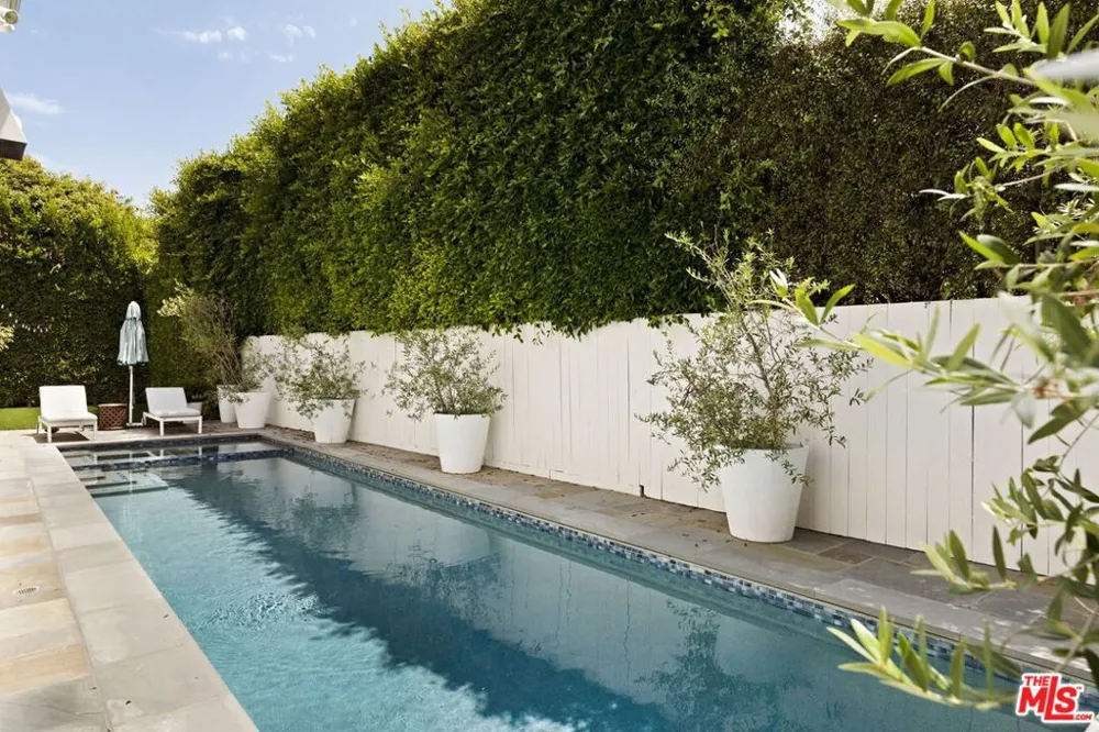 524 Ocampo Drive Los Angeles, CA 90272