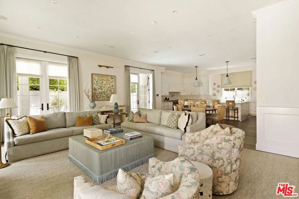 524 Ocampo Drive Los Angeles, CA 90272