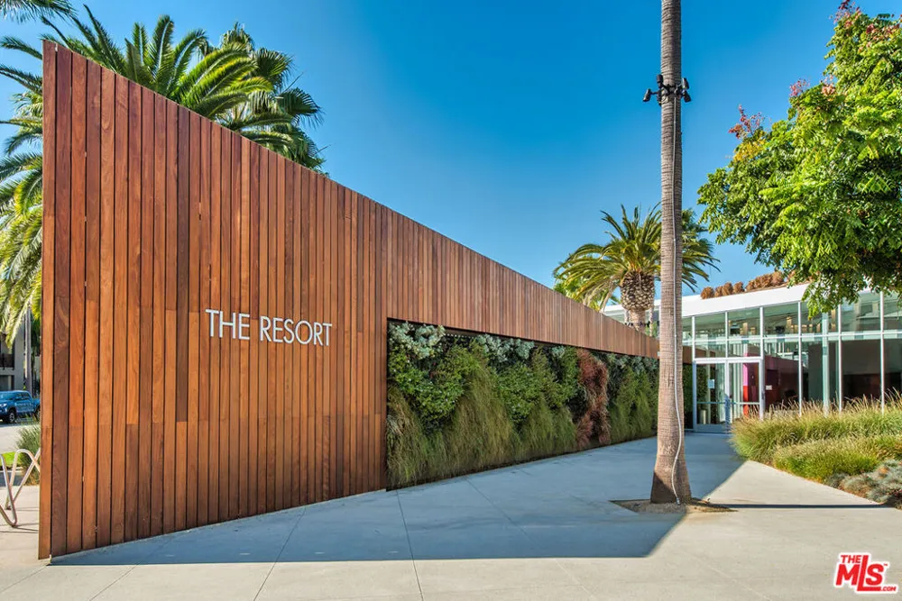 12912 Discovery Playa Vista, CA 90094