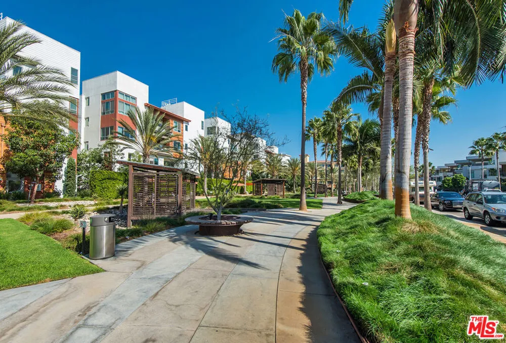 12912 Discovery Playa Vista, CA 90094