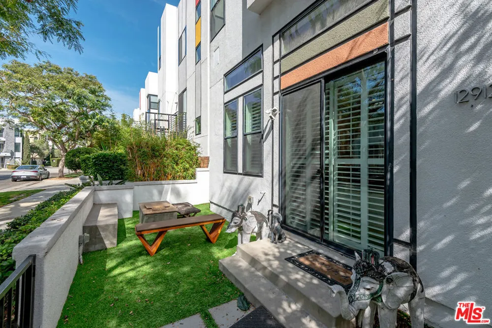 12912 Discovery Playa Vista, CA 90094