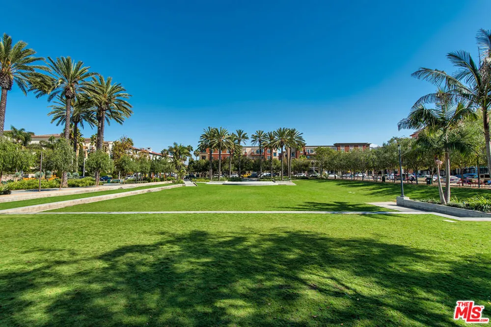 12912 Discovery Playa Vista, CA 90094