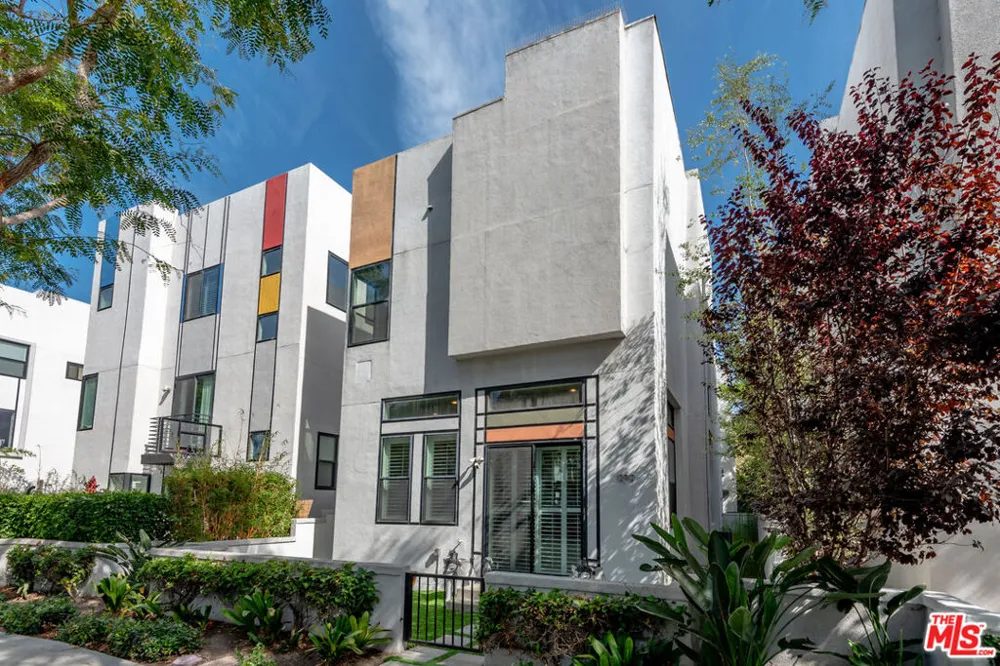 12912 Discovery Playa Vista, CA 90094
