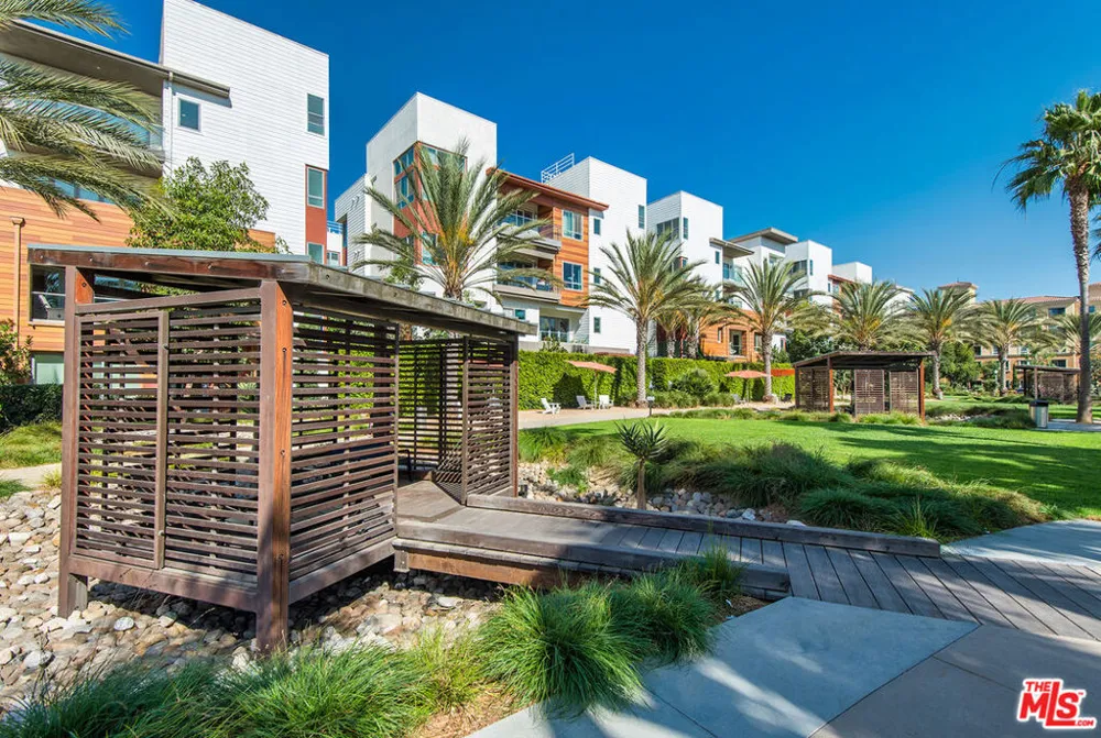 12912 Discovery Playa Vista, CA 90094