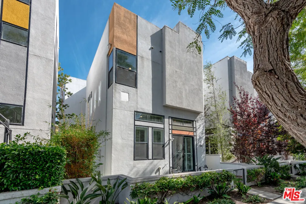 12912 Discovery Playa Vista, CA 90094