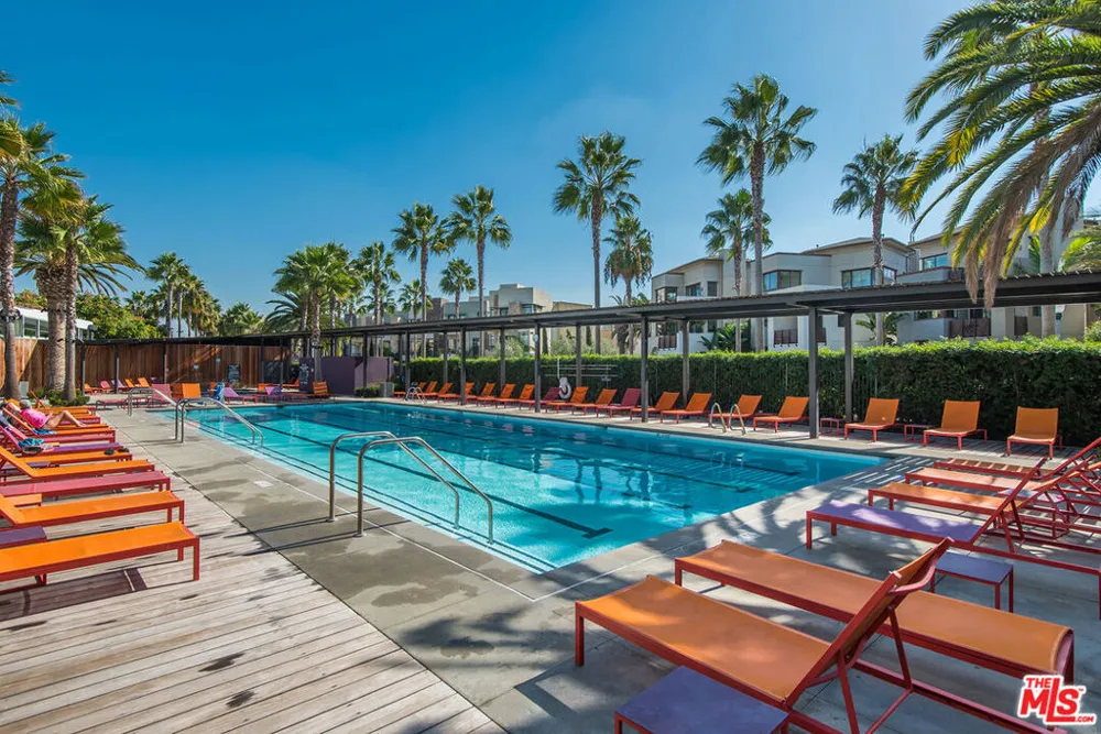 12912 Discovery Playa Vista, CA 90094