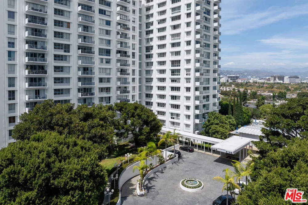 2160 Century Parkway #702 Los Angeles, CA 90067