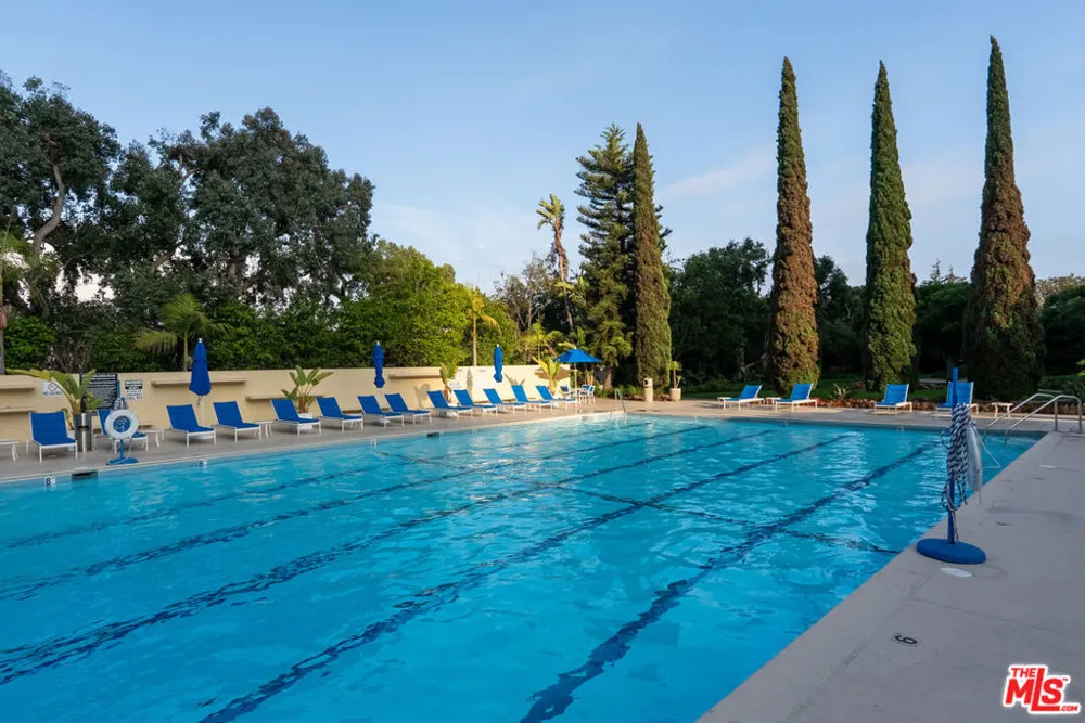2160 Century Parkway #702 Los Angeles, CA 90067