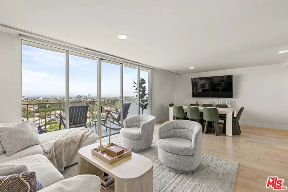 2160 Century Parkway #702 Los Angeles, CA 90067