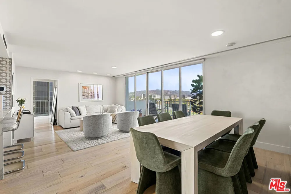 2160 Century Parkway #702 Los Angeles, CA 90067