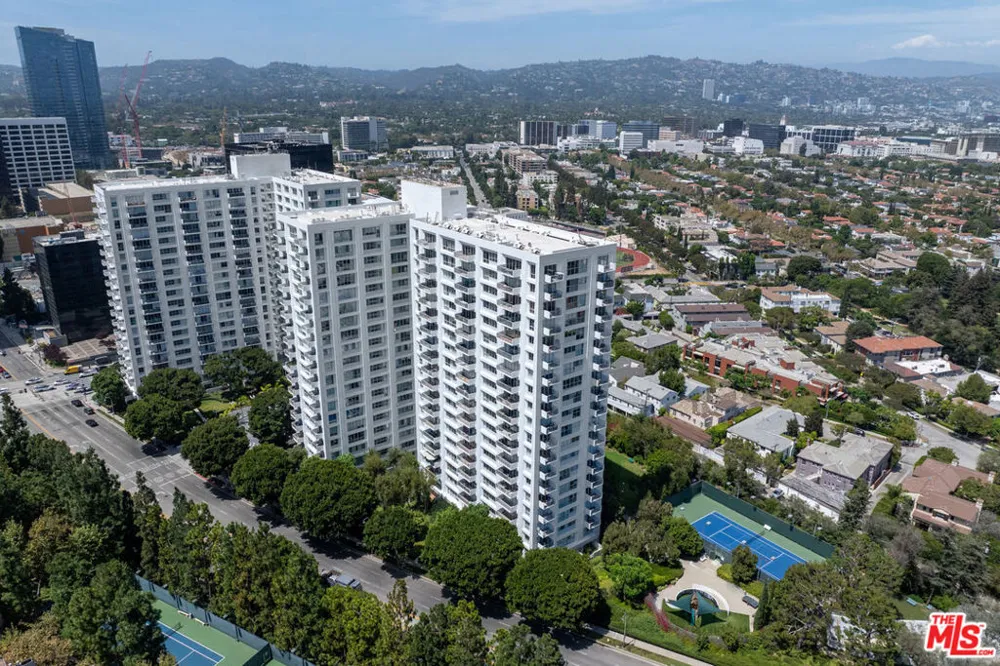 2160 Century Parkway #702 Los Angeles, CA 90067