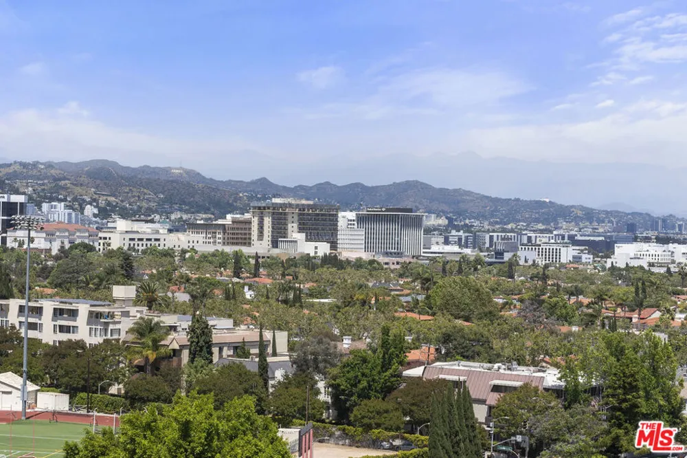 2160 Century Parkway #702 Los Angeles, CA 90067