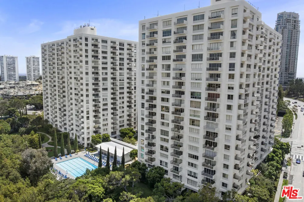 2160 Century Parkway #702 Los Angeles, CA 90067