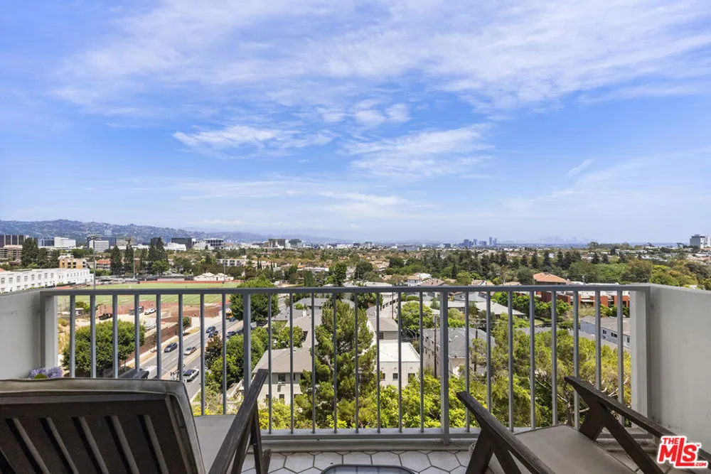 2160 Century Parkway #702 Los Angeles, CA 90067