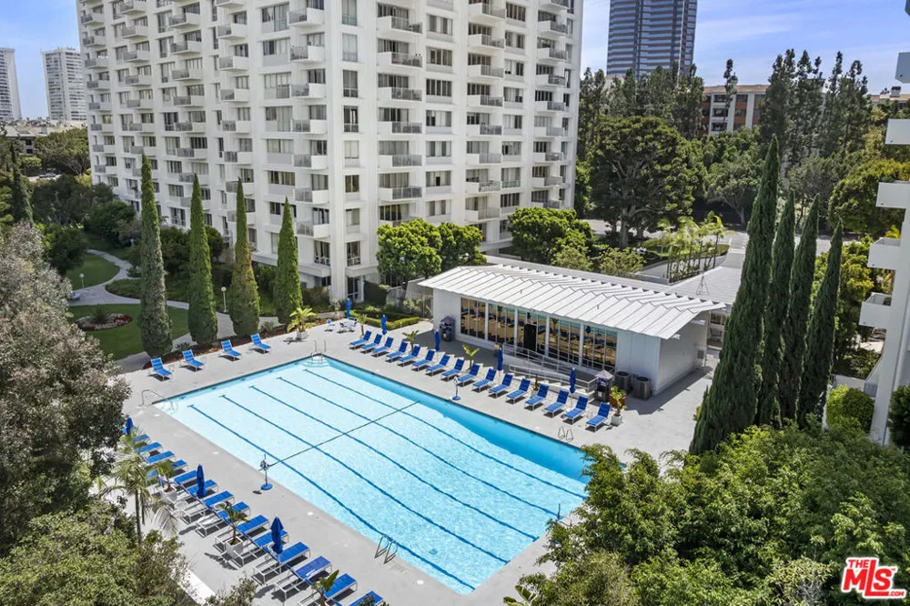 2160 Century Parkway #702 Los Angeles, CA 90067