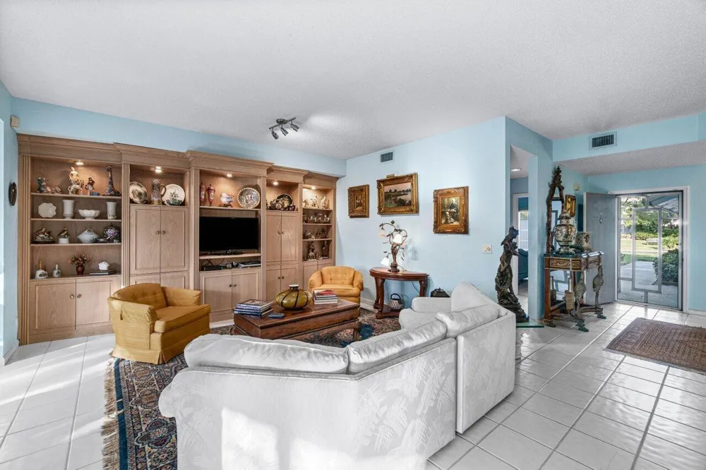 11706 Briarwood Circle #1 Boynton Beach, FL 33437