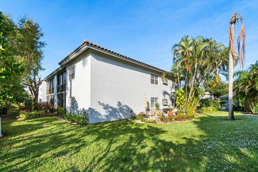 11706 Briarwood Circle #1 Boynton Beach, FL 33437
