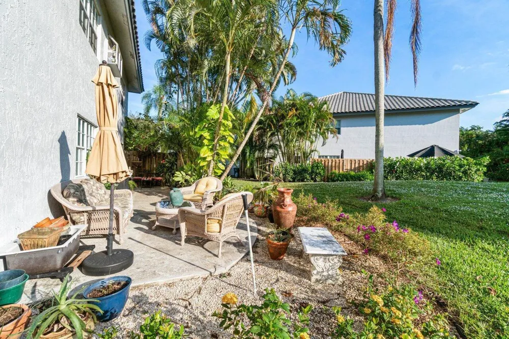11706 Briarwood Circle #1 Boynton Beach, FL 33437