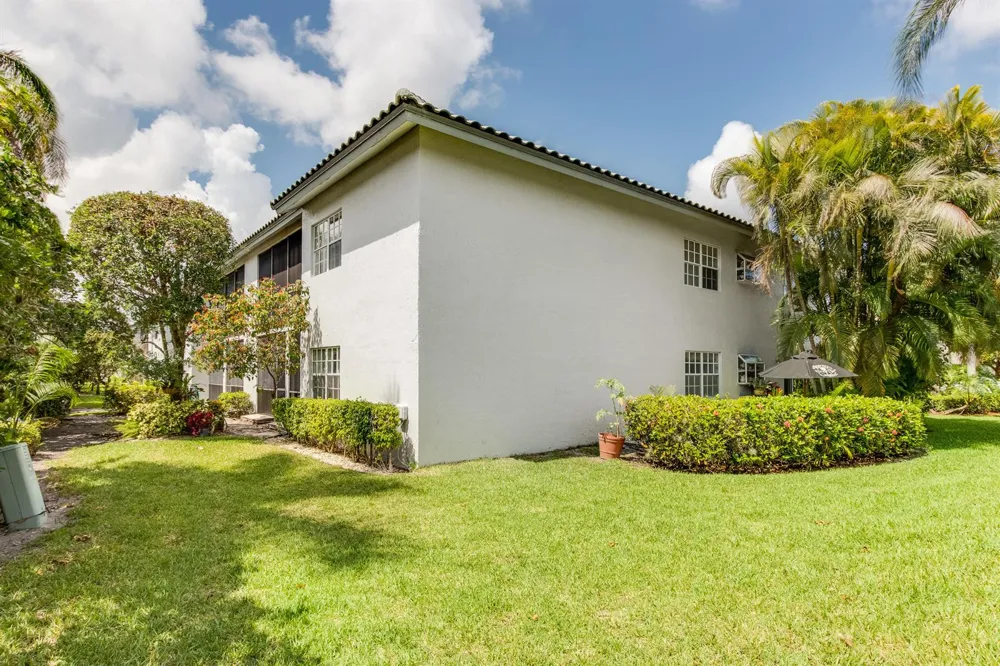 11706 Briarwood Circle #1 Boynton Beach, FL 33437