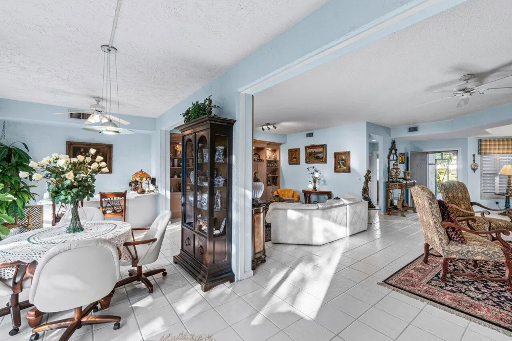 11706 Briarwood Circle #1 Boynton Beach, FL 33437