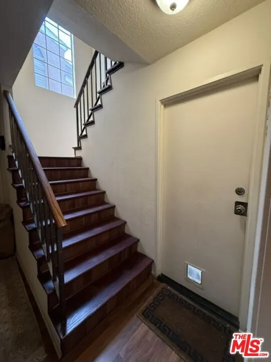 19928 Chase Street #27 Los Angeles, CA 91306