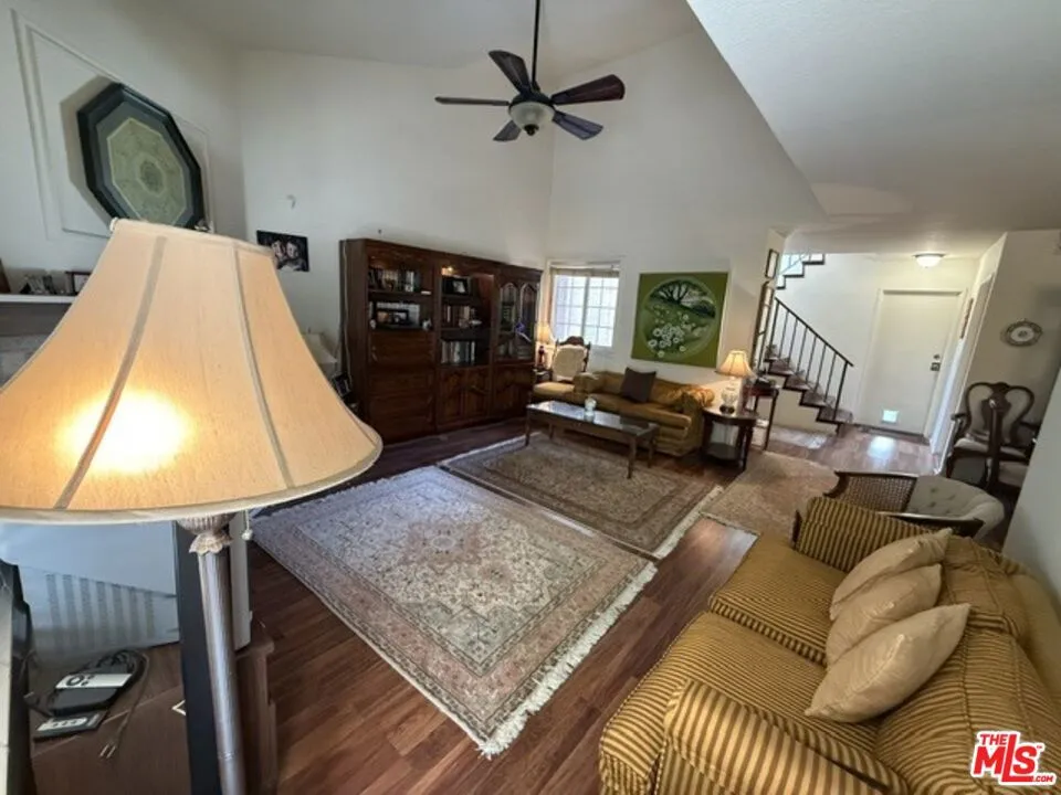 19928 Chase Street #27 Los Angeles, CA 91306
