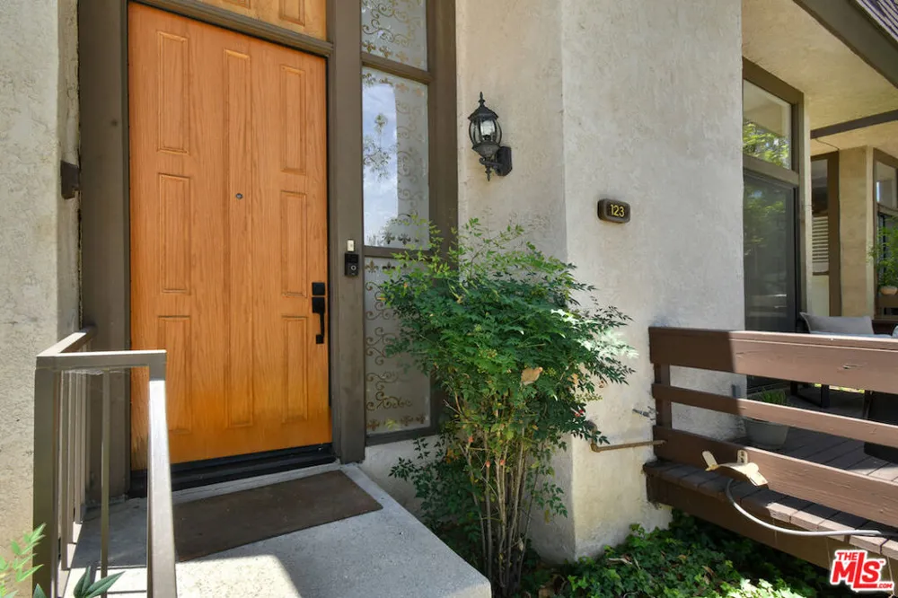 9000 Vanalden Avenue #123 Northridge, CA 91324