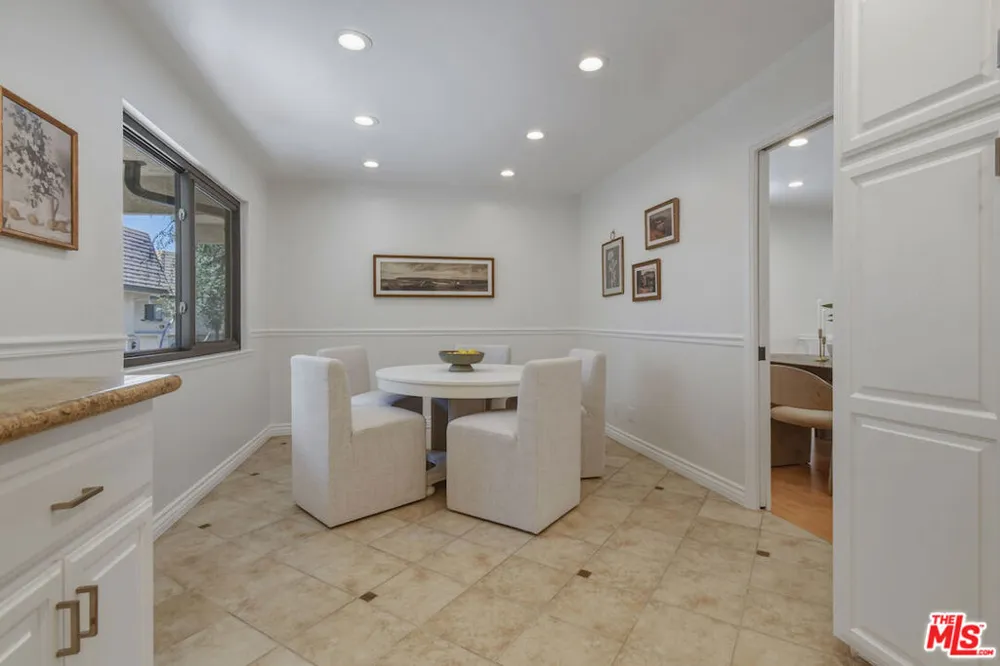 9000 Vanalden Avenue #123 Northridge, CA 91324