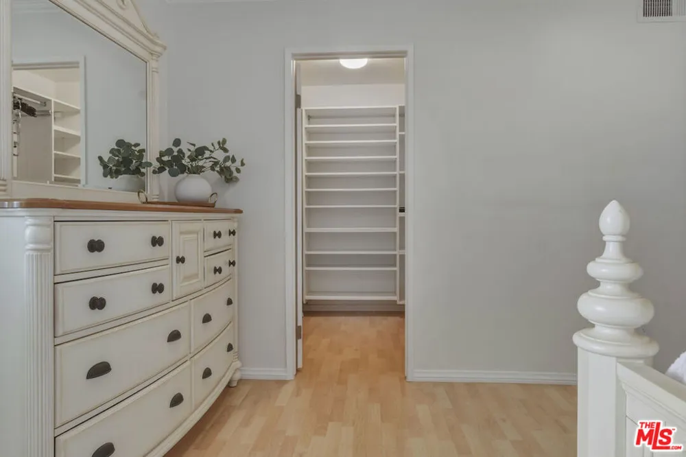 9000 Vanalden Avenue #123 Northridge, CA 91324