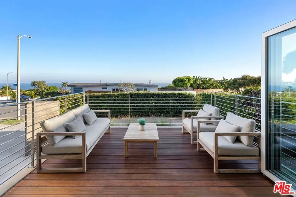 18301 Clifftop Way Malibu, CA 90265