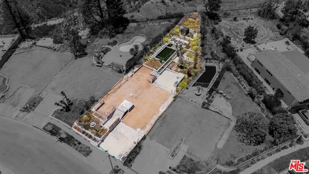 18301 Clifftop Way Malibu, CA 90265