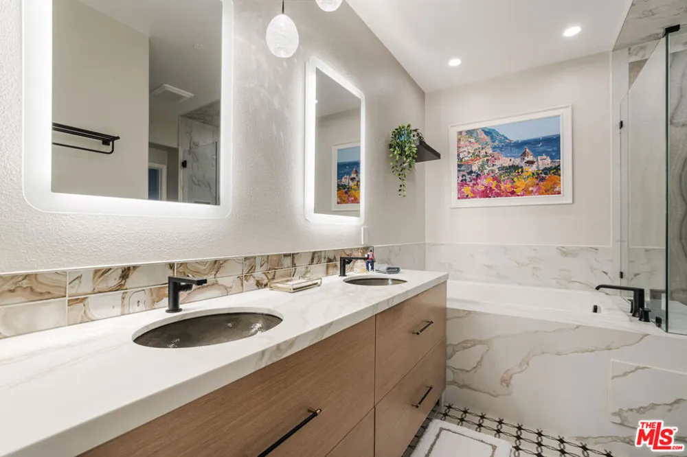 13080 Pacific Promenade #407 Playa Vista, CA 90094