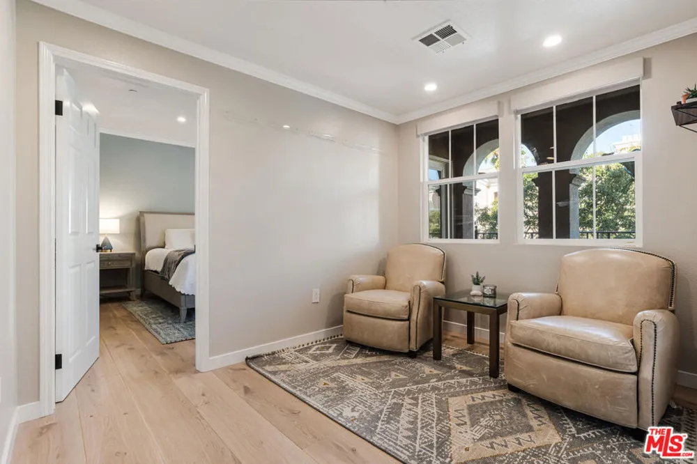 13080 Pacific Promenade #407 Playa Vista, CA 90094