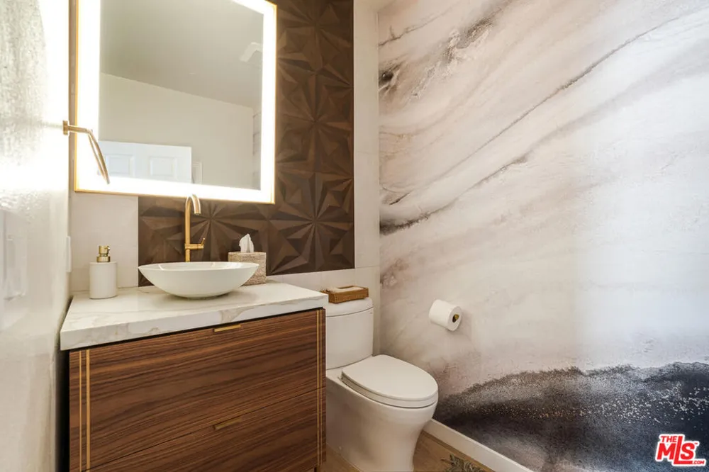 13080 Pacific Promenade #407 Playa Vista, CA 90094