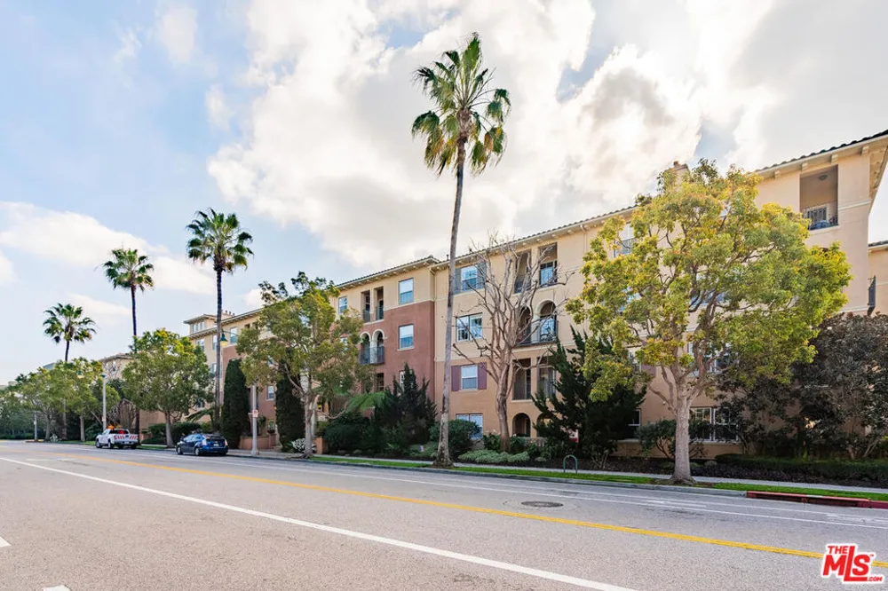 13080 Pacific Promenade #407 Playa Vista, CA 90094