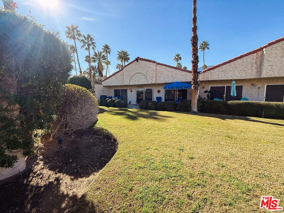 1833 S Araby Drive #11 Palm Springs, CA 92264