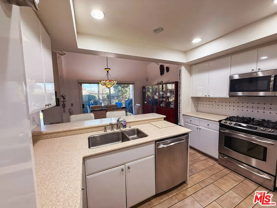 1833 S Araby Drive #11 Palm Springs, CA 92264