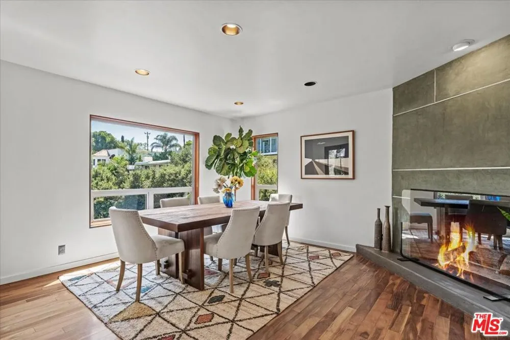 3234 Hillock Drive Los Angeles, CA 90068