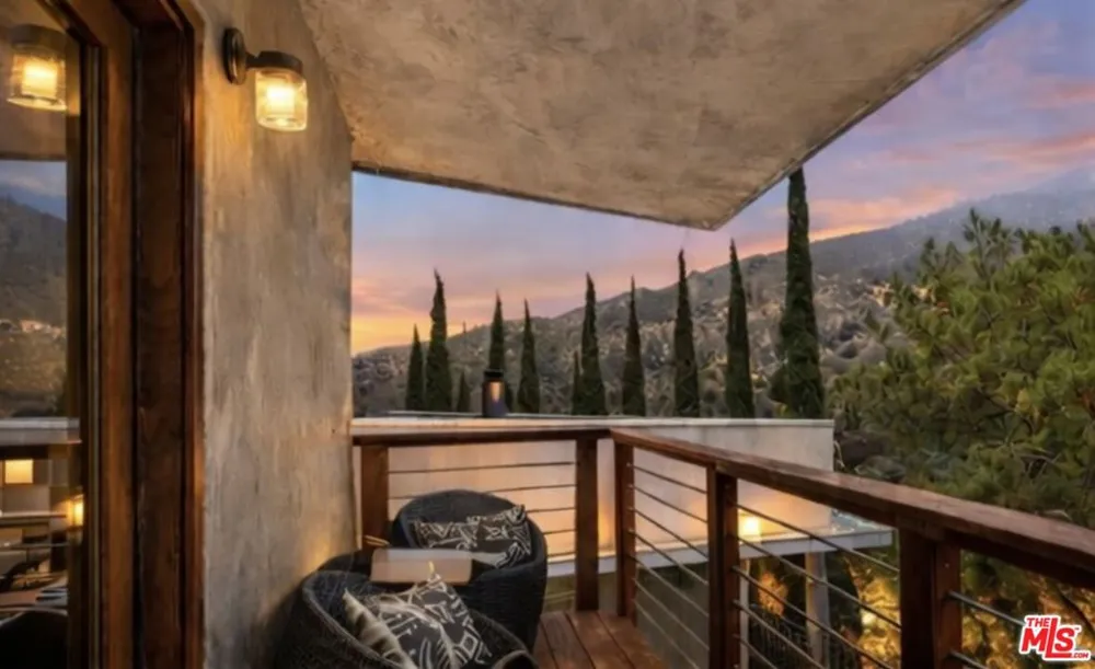 3234 Hillock Drive Los Angeles, CA 90068