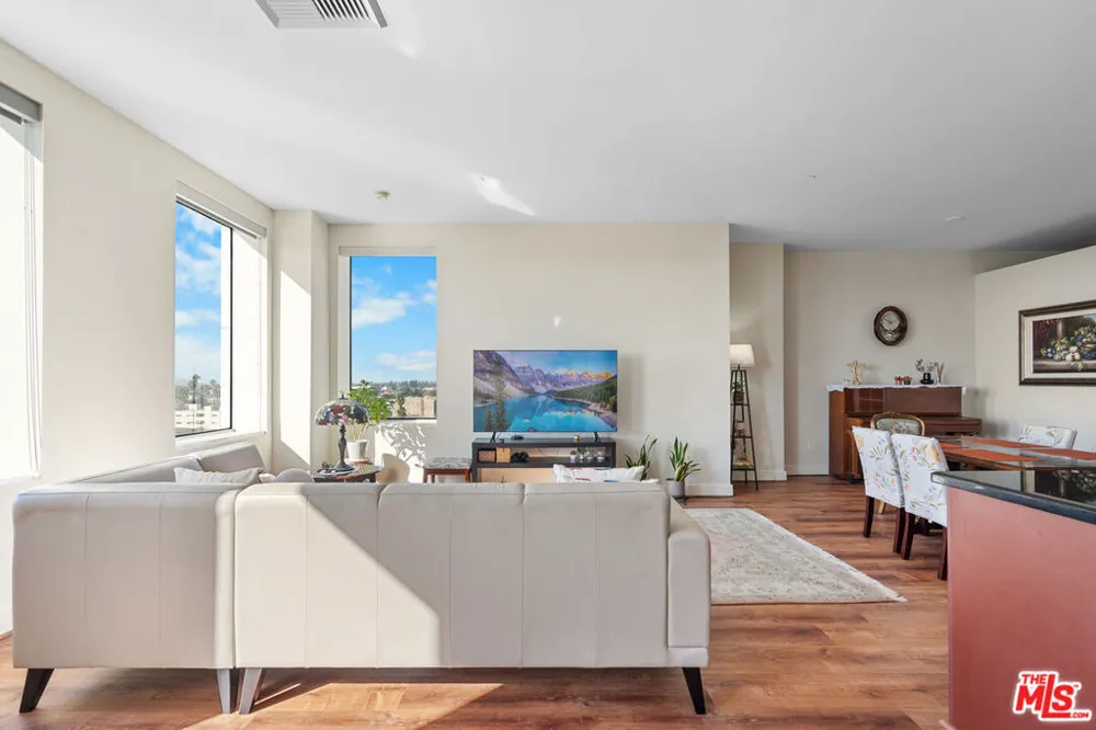 3810 Wilshire Boulevard #712 Los Angeles, CA 90010