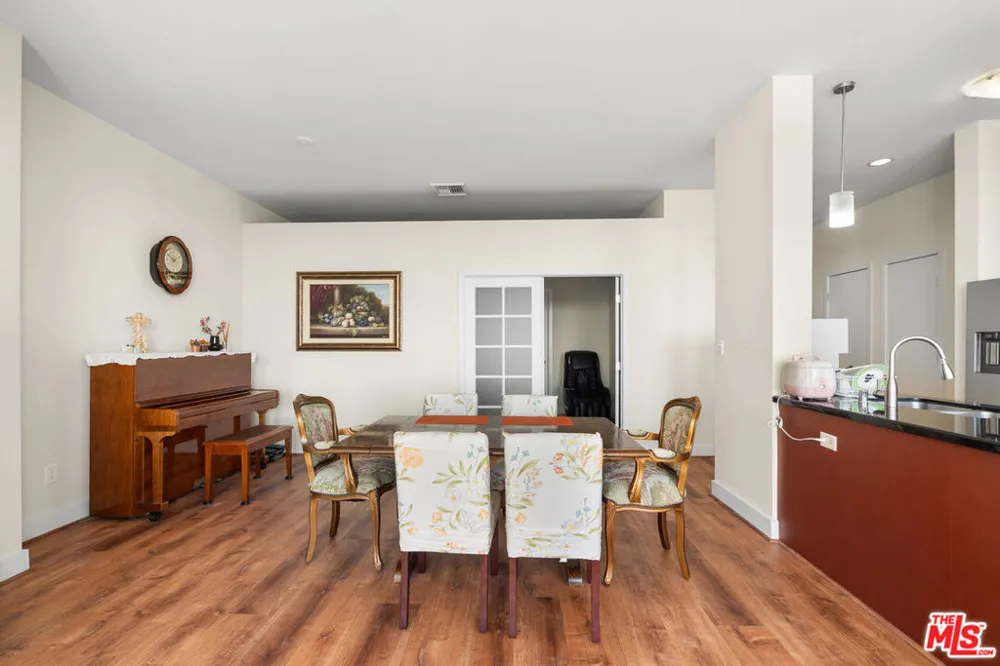3810 Wilshire Boulevard #712 Los Angeles, CA 90010