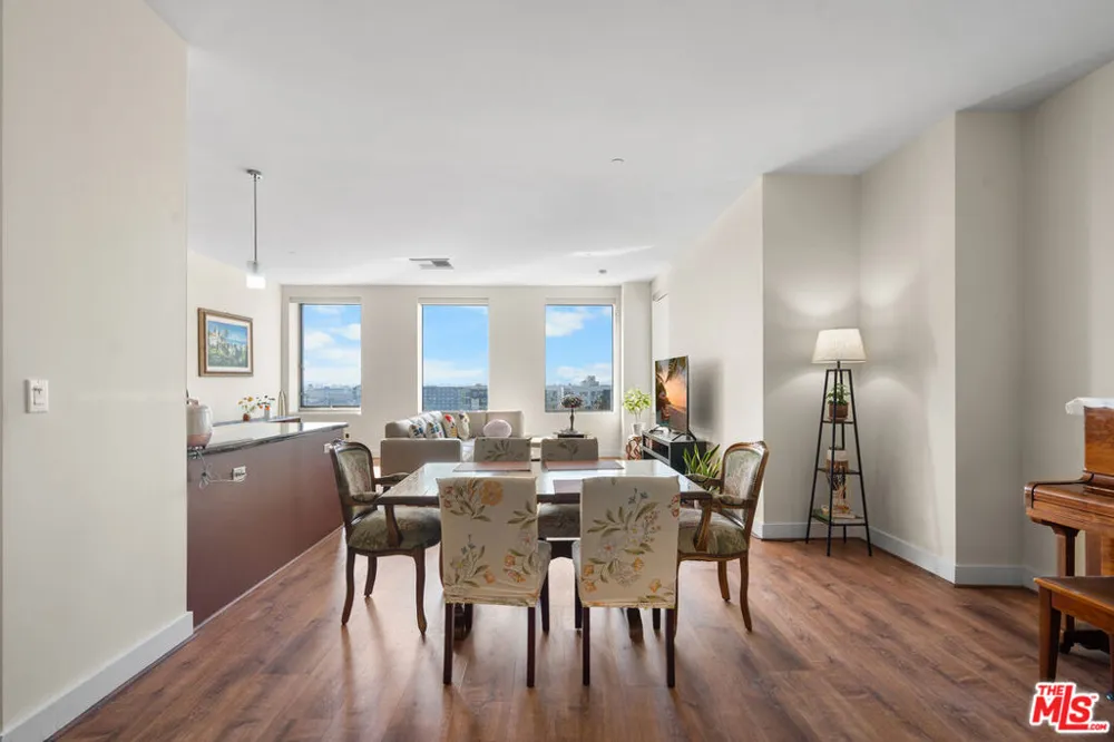 3810 Wilshire Boulevard #712 Los Angeles, CA 90010