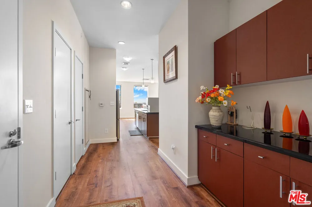 3810 Wilshire Boulevard #712 Los Angeles, CA 90010