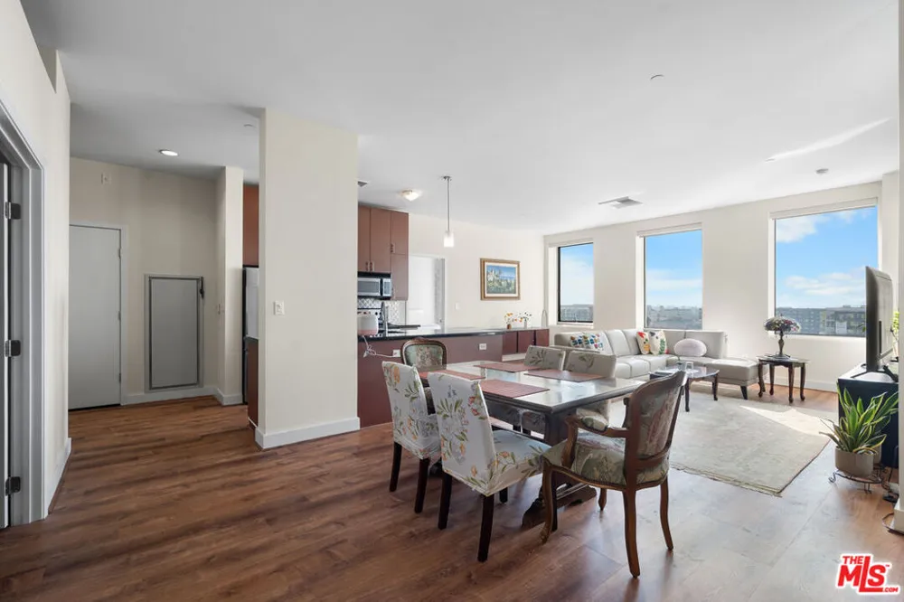 3810 Wilshire Boulevard #712 Los Angeles, CA 90010