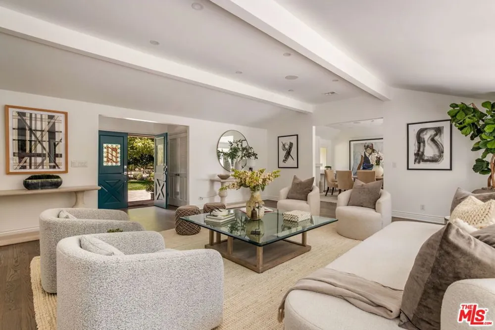 5840 Round Meadow Road Hidden Hills, CA 91302