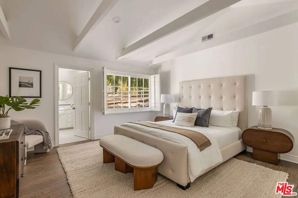 5840 Round Meadow Road Hidden Hills, CA 91302