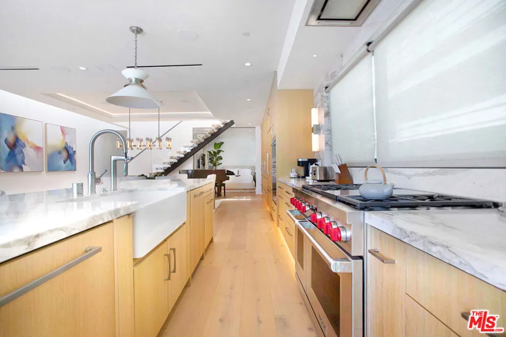642 Via Lido Nord Newport Beach, CA 92663